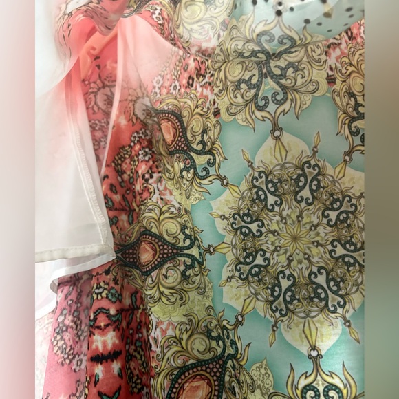 Westport Patterned Top With Flowing Sleeves - Picture 4 of 4